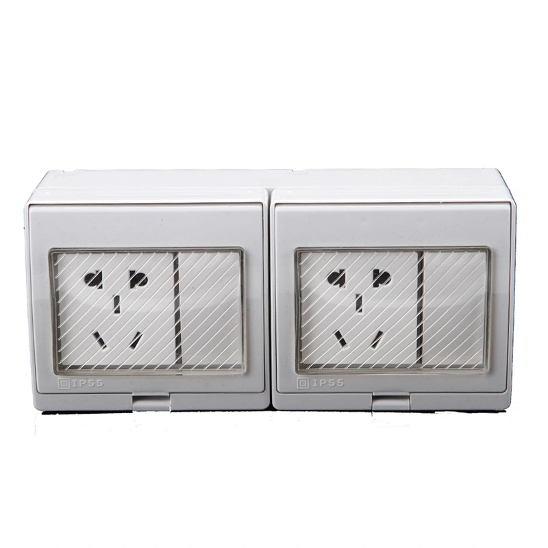 IP55 Fa'asologa 5 Pin Multifunction Wall Socket ma Suiga mo le Fale